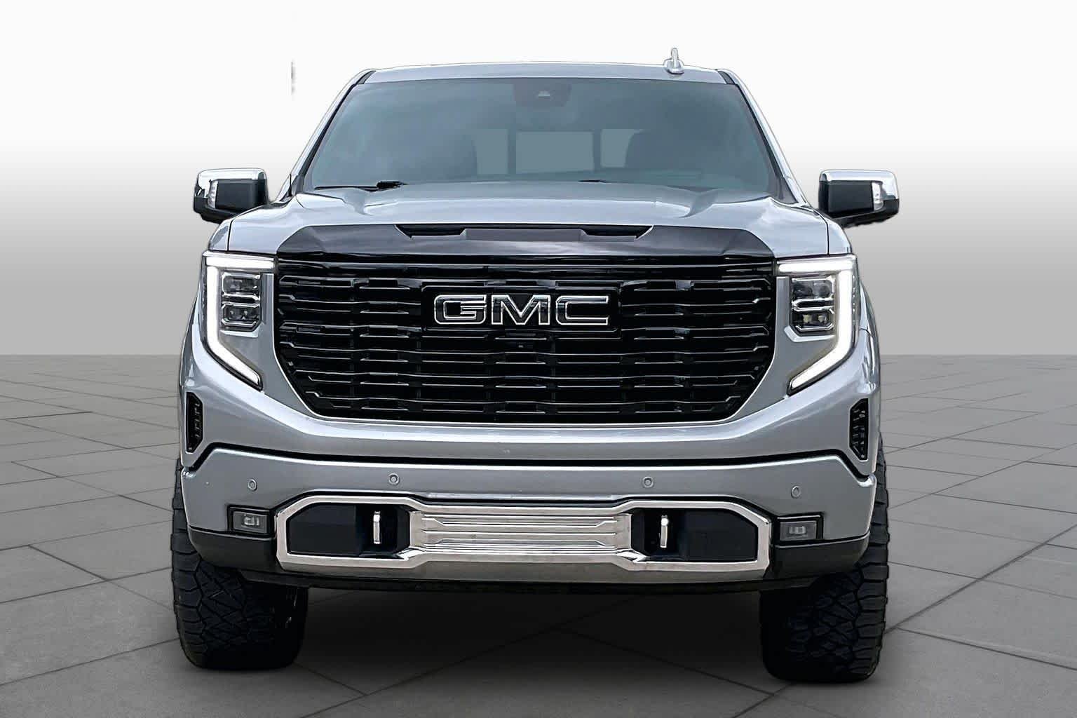 Used 2023 Sterling Metallic GMC Denali Ultimate image 4
