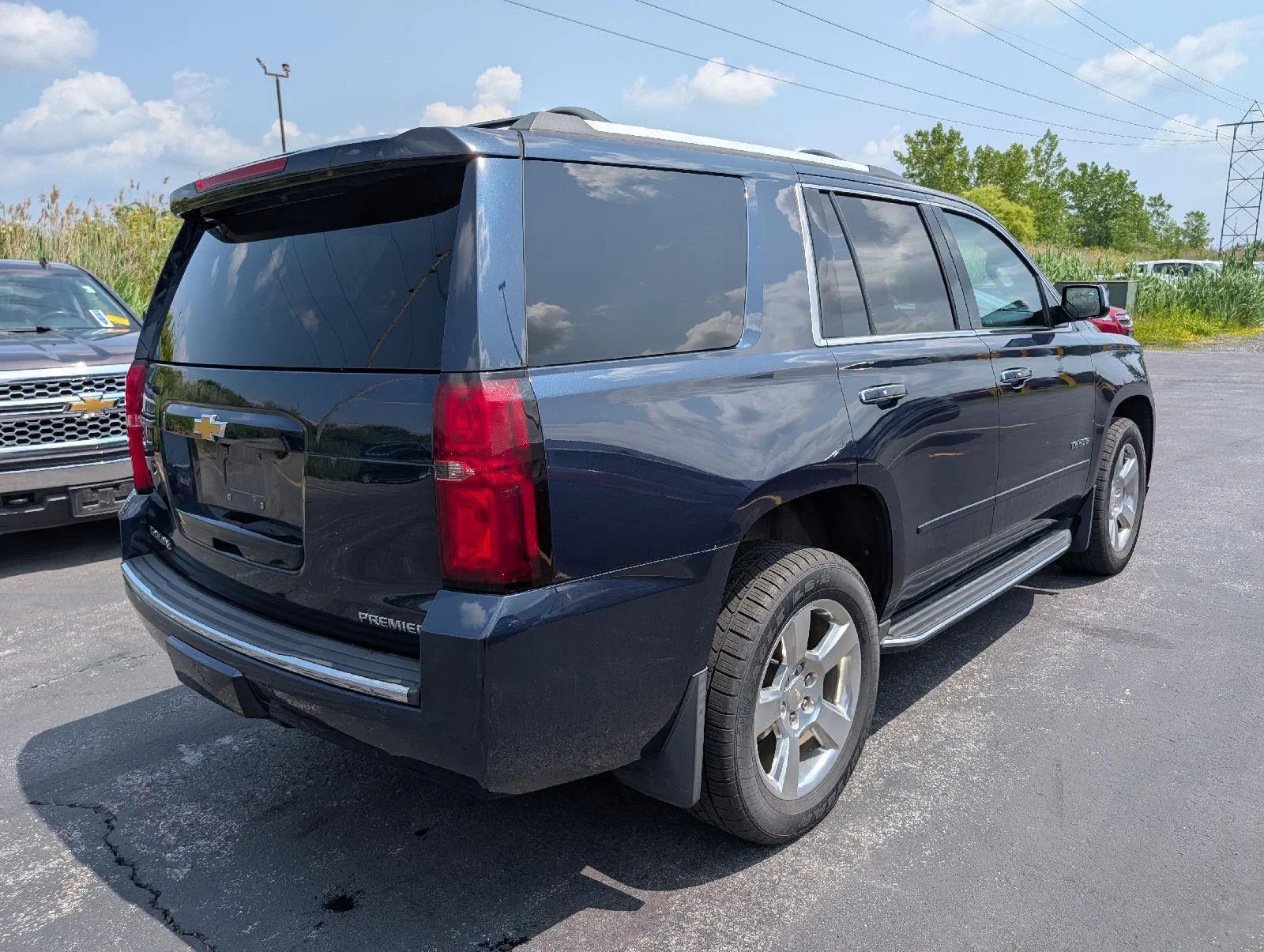Used 2019 Blue Velvet Metallic Chevrolet Premier image 7