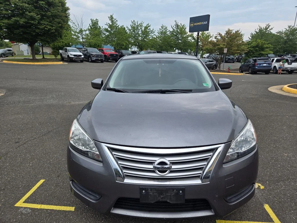 Used 2015 Gray Nissan SV image 2