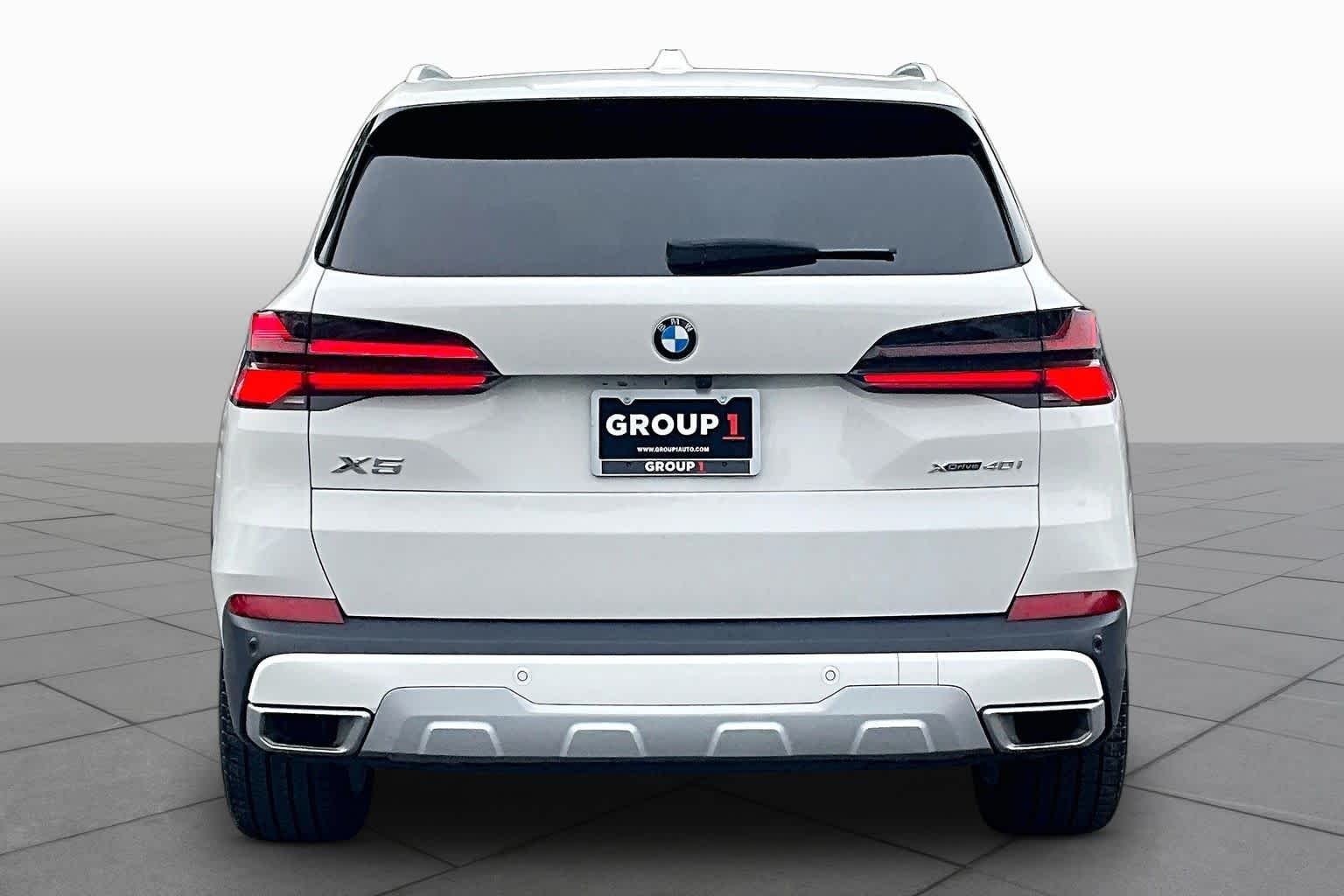 Used 2026 WHITE BMW xDrive40i image 5
