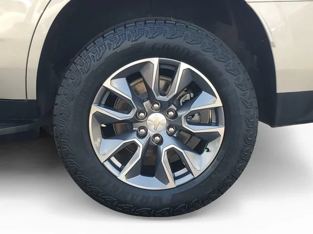 Used 2024 Empire Beige Metallic Chevrolet LS image 32