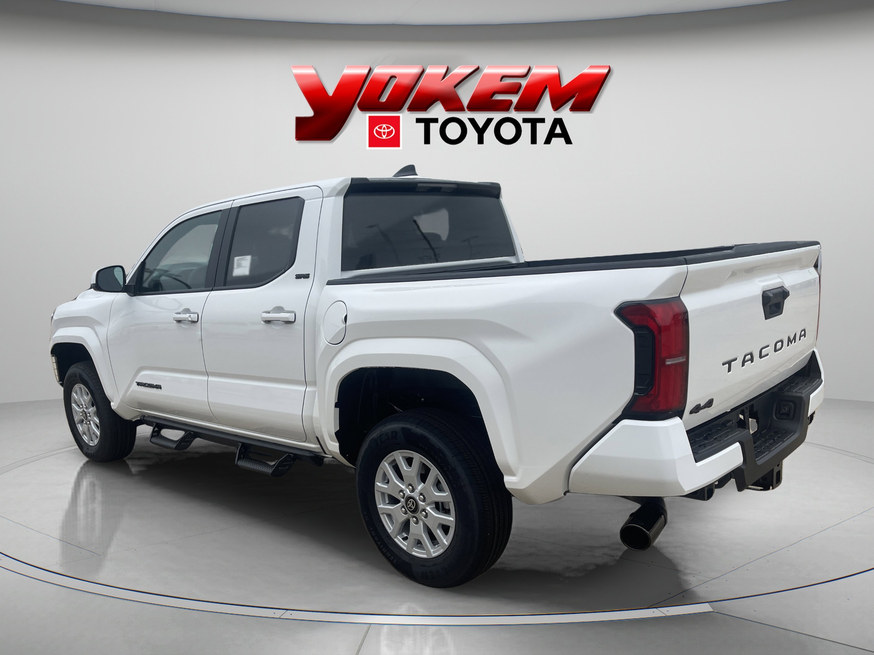 New 2026 Ice Cap Toyota  SR5 image 3