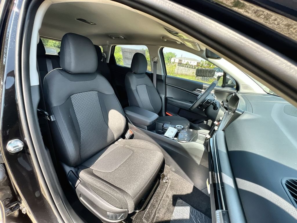 New 2026 Black Kia S image 23