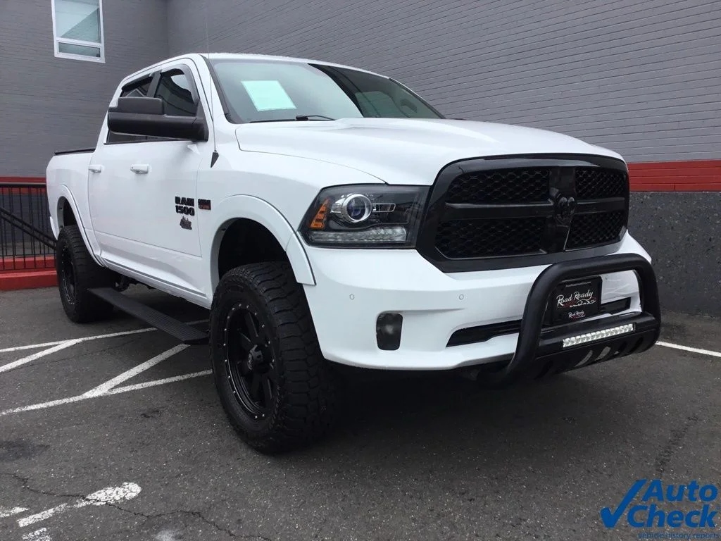 2018 RAM Ram 1500 Pickup Night - Photo 3
