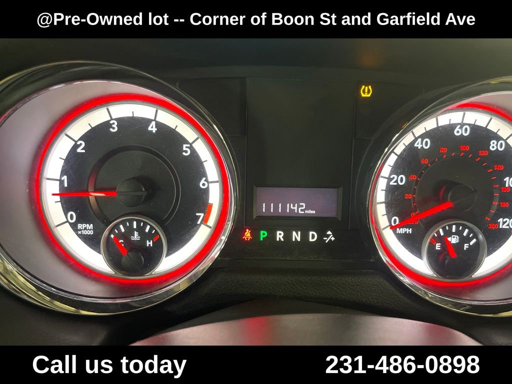 Used 2014 Red Dodge SE image 22