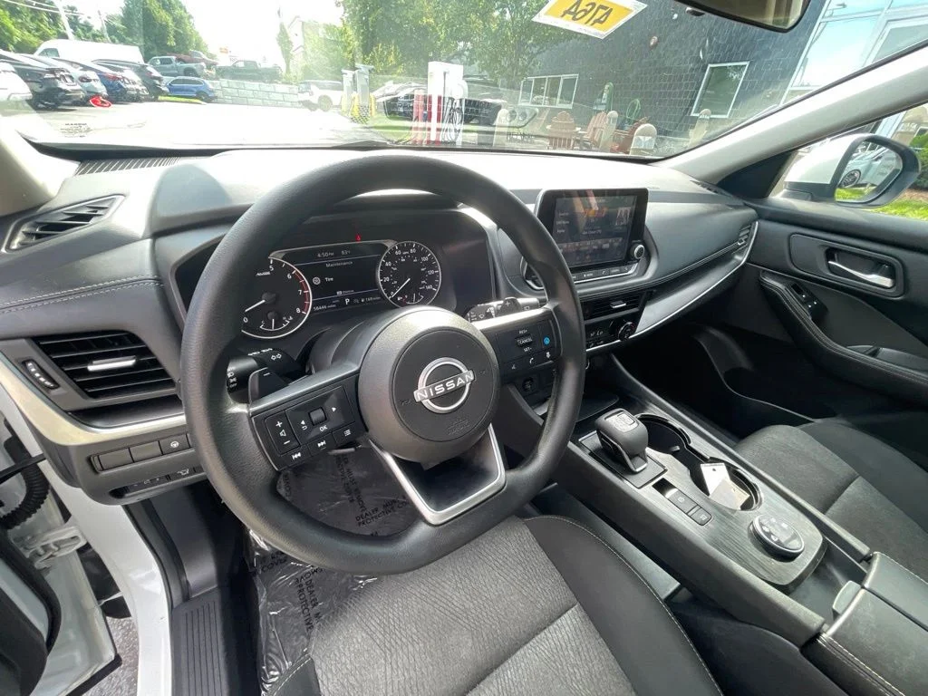 Certified Used 2024 White Nissan SV image 9
