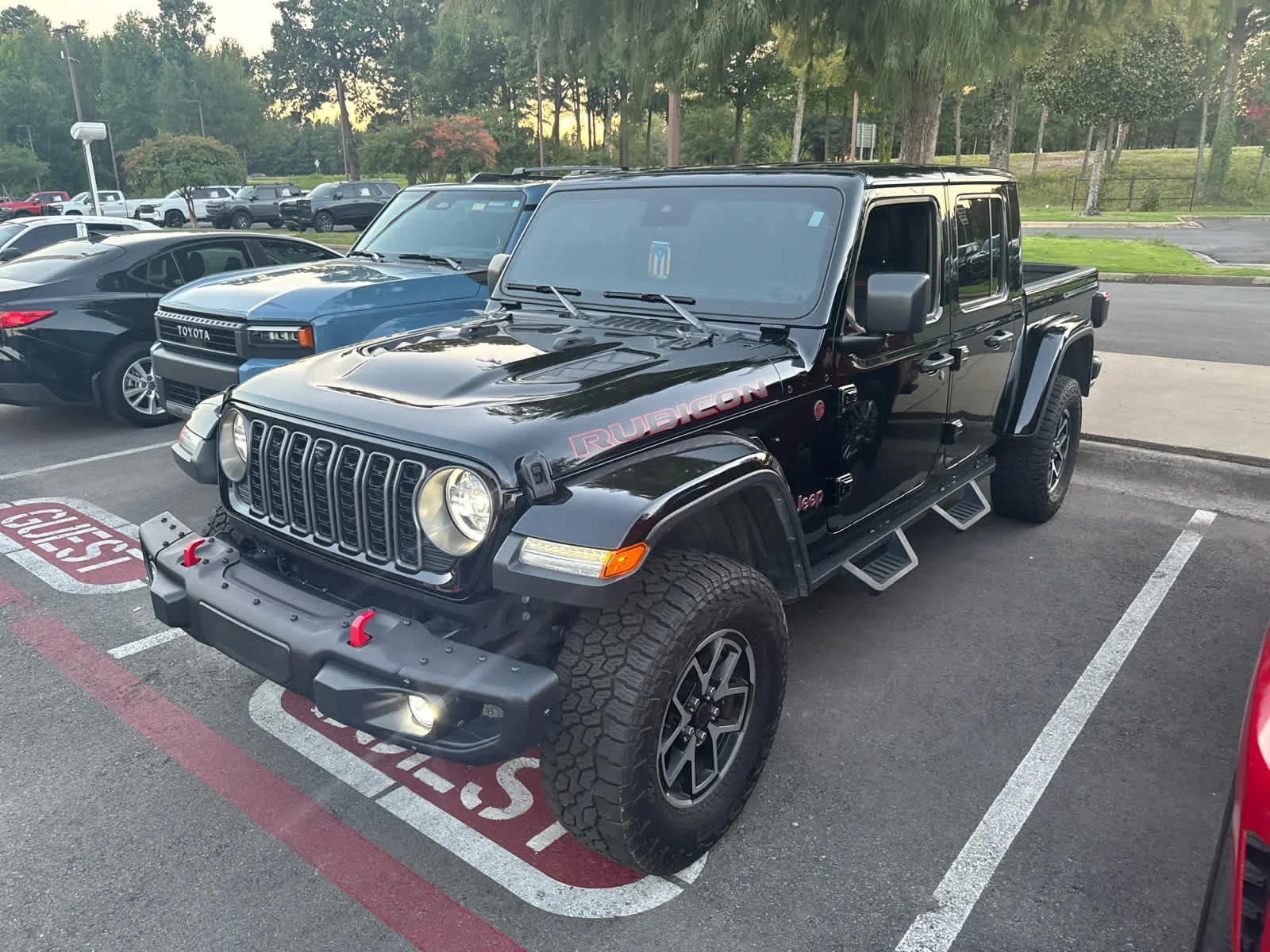 Used 2025 Jeep Gladiator Rubicon X with VIN 1C6RJTBG7SL540440 for sale in Little Rock
