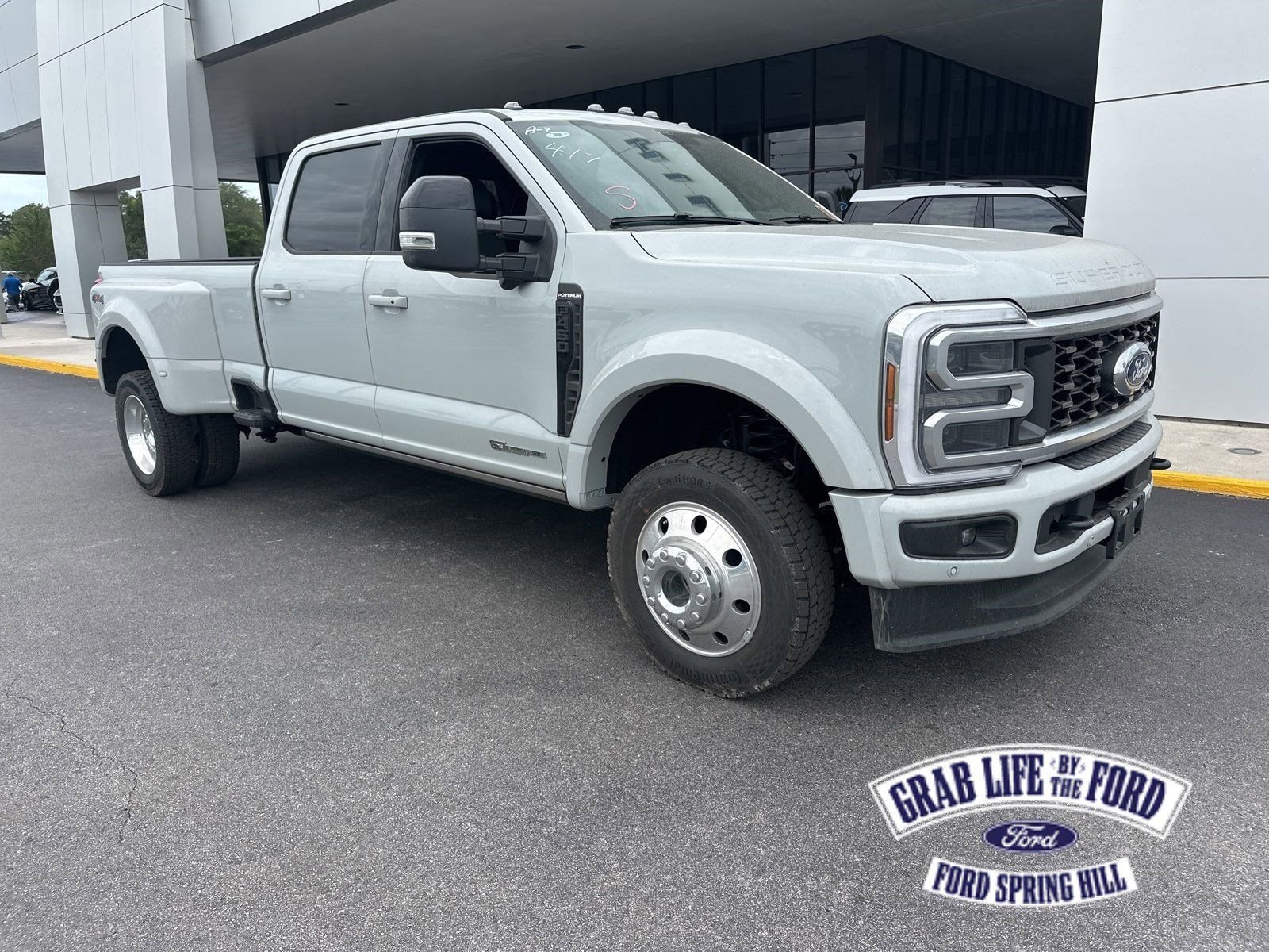 2026 Ford F-450 Platinum 4x4 Crew Cab 8' Box DRW's photo