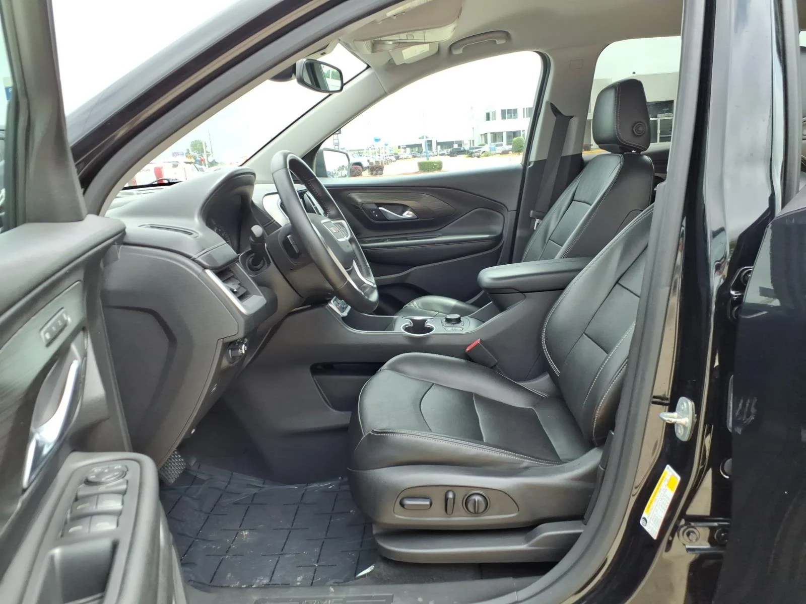 2022 GMC Terrain SLT - Photo 13
