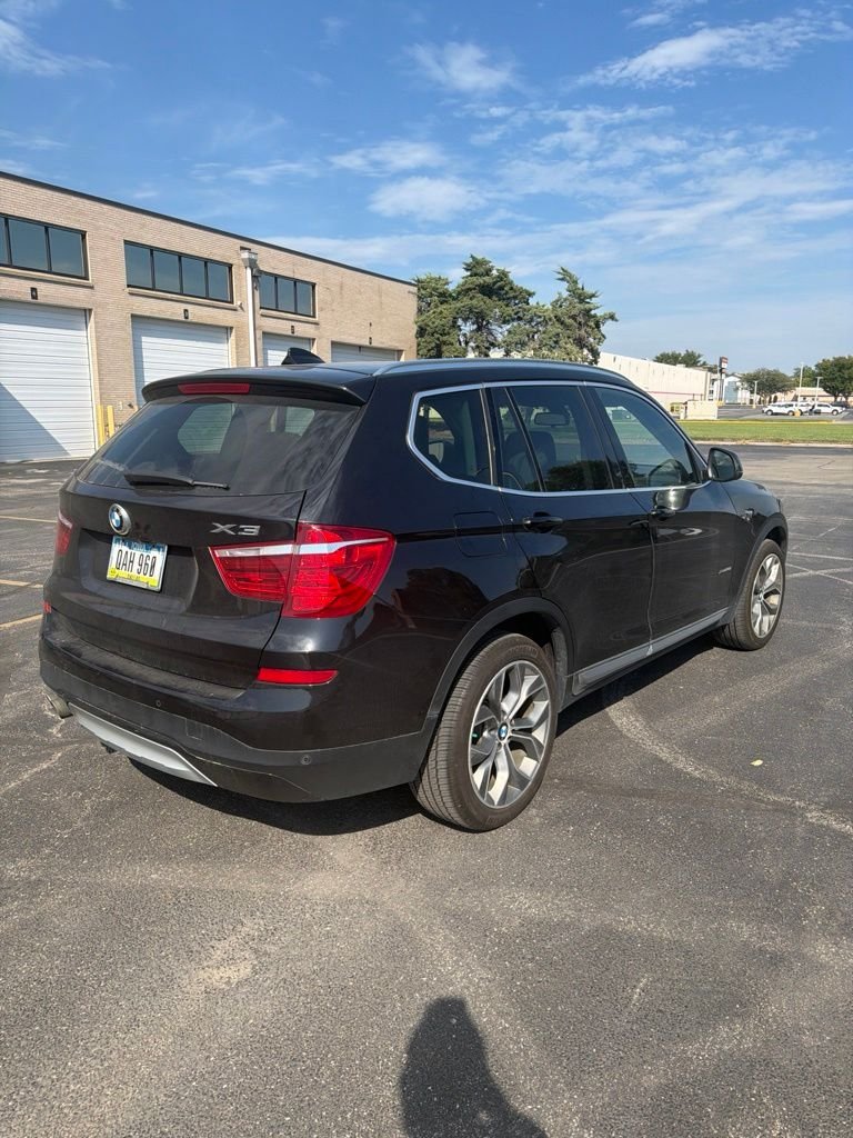 Used 2015 Black Sapphire Metallic BMW xDrive28i image 6