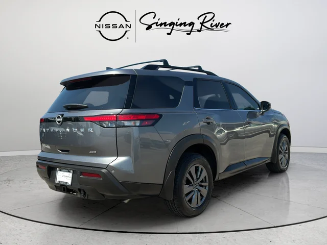 Used 2025 Gray Nissan SV image 7