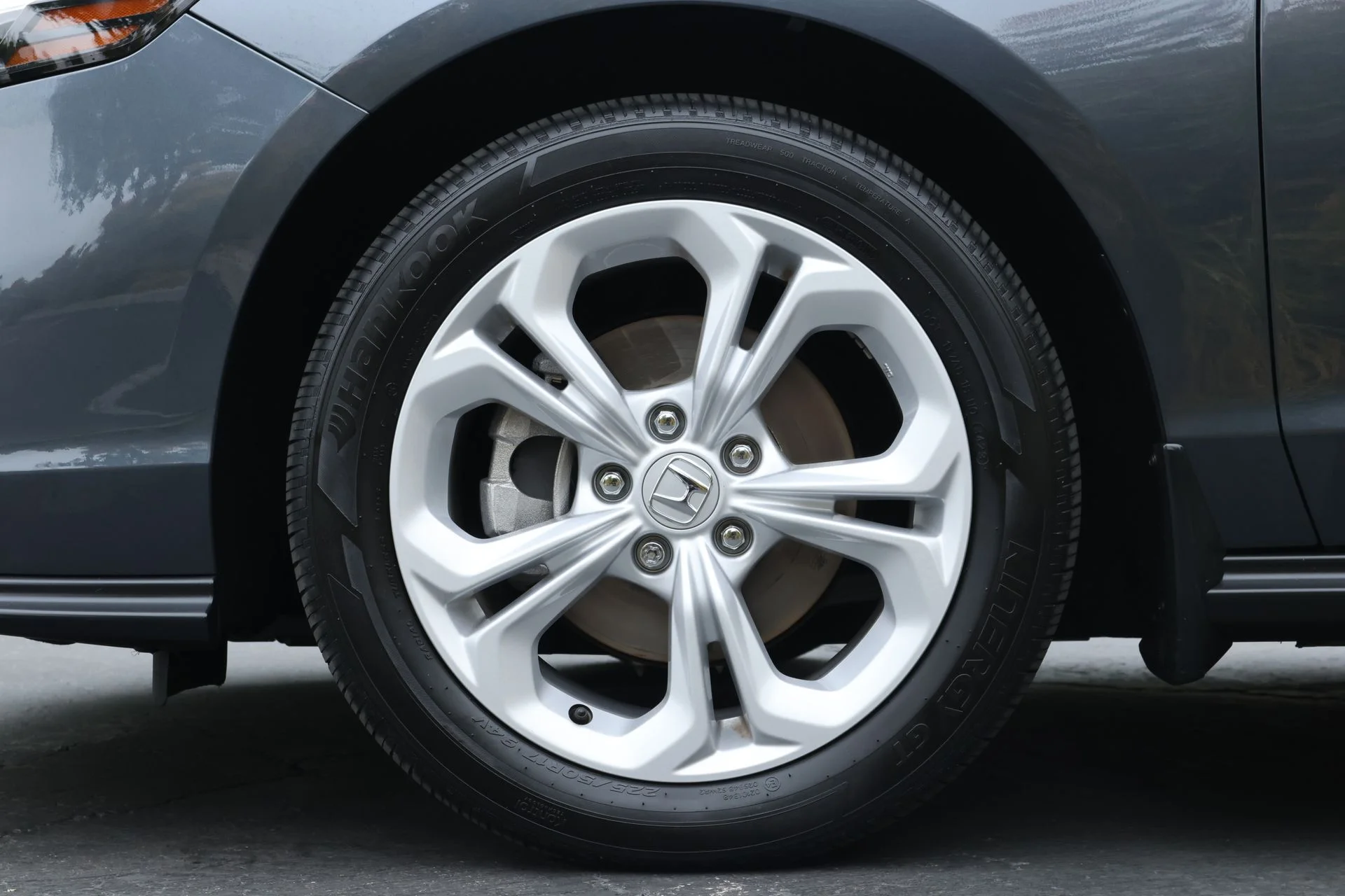 Used 2024  Honda LX image 5
