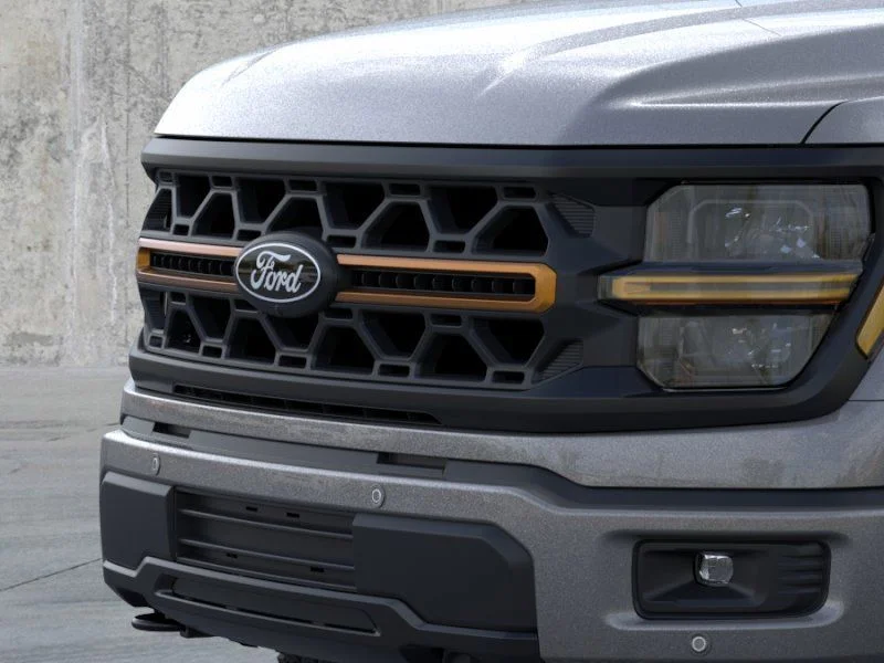 New 2026 Carbonized Gray Metallic Ford Tremor® image 19