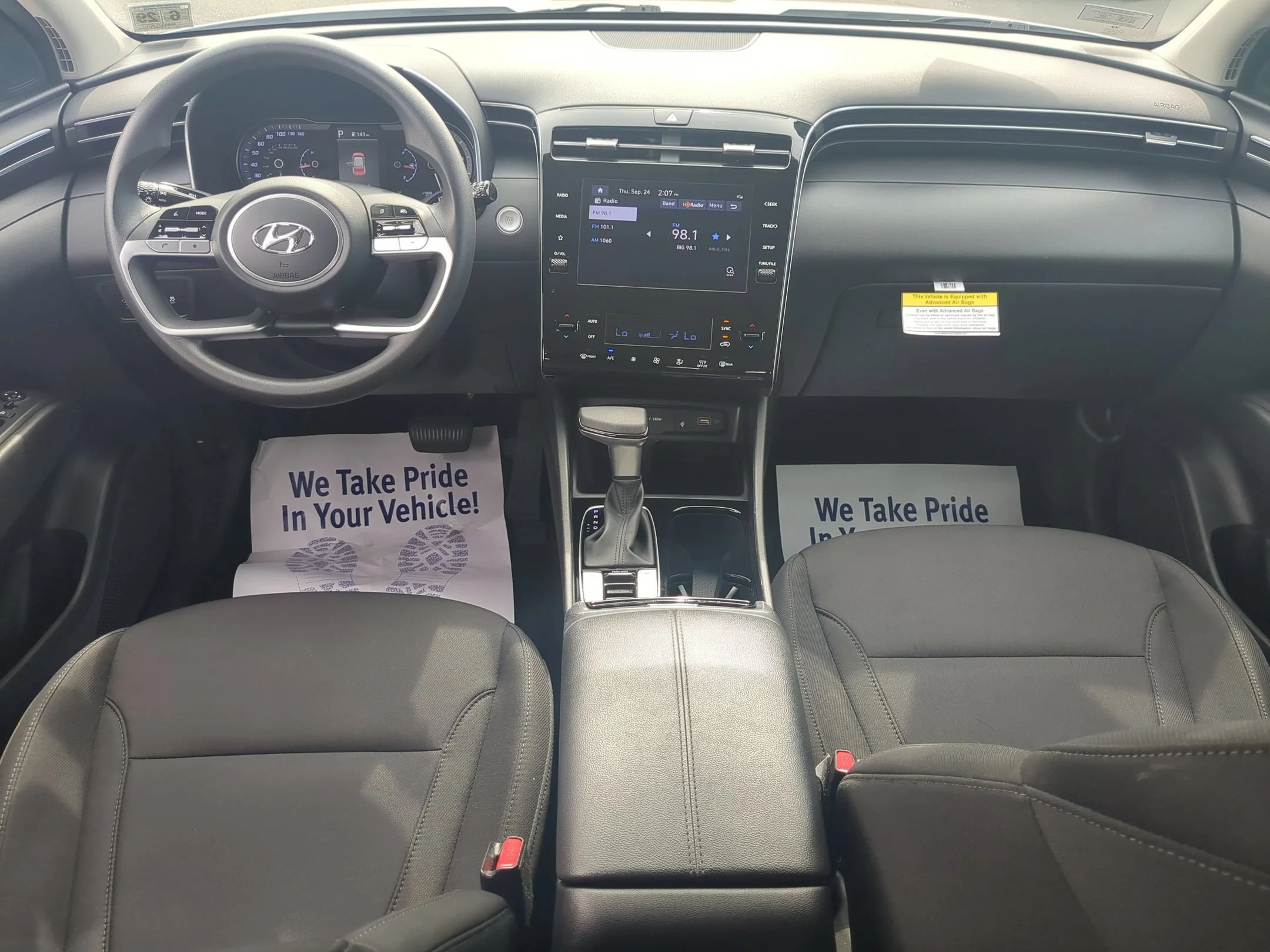 Used 2024 White Pearl Hyundai SEL image 18