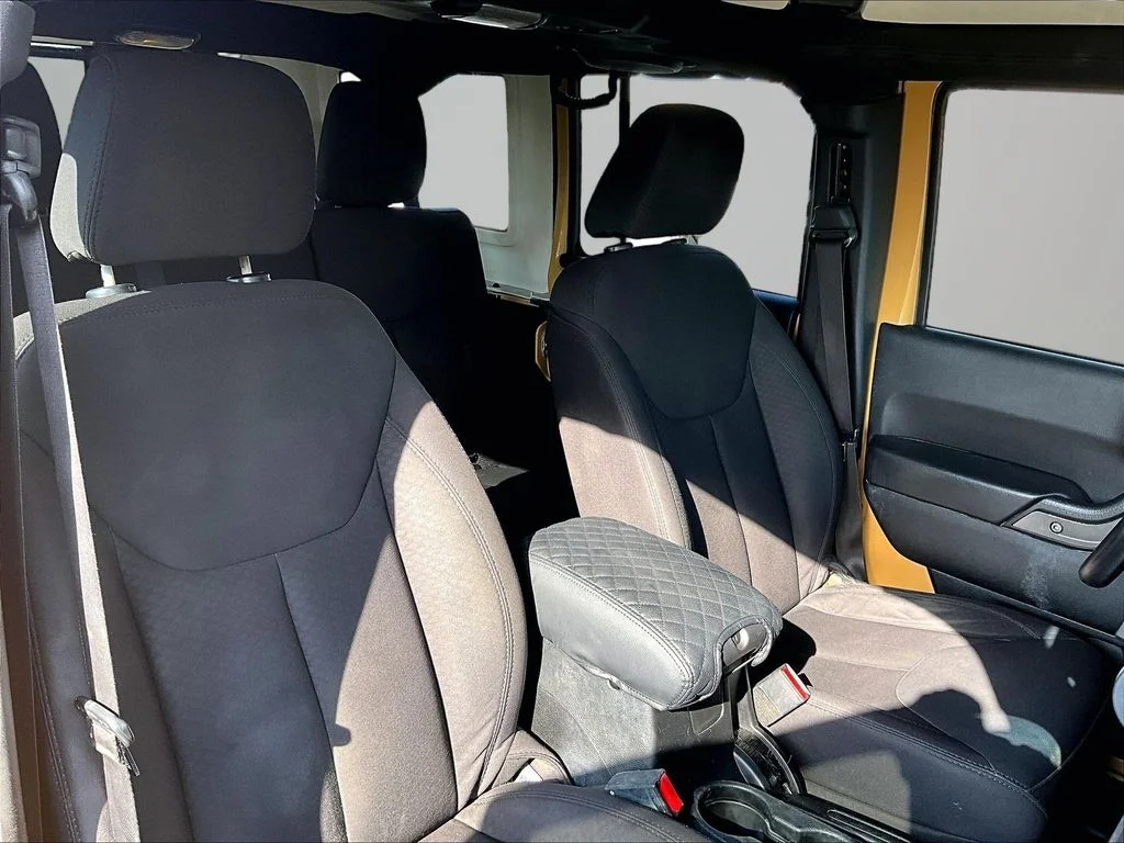 Used 2014 Beige Jeep Unlimited Sport image 7