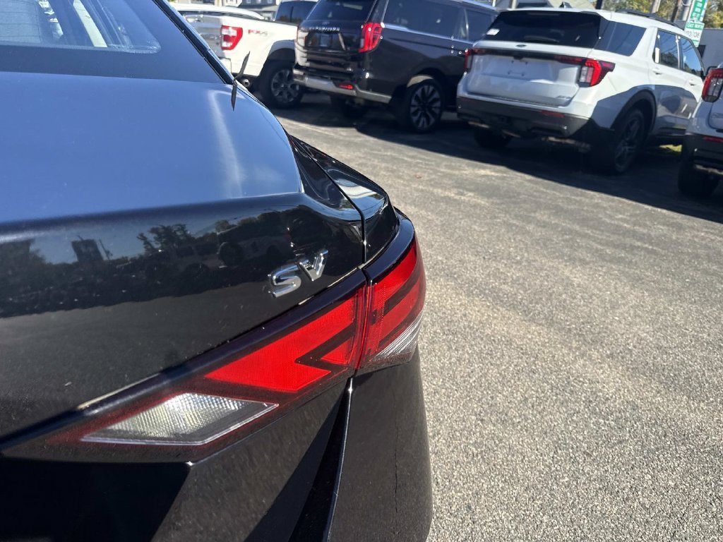 Used 2020 Black Nissan SV image 5