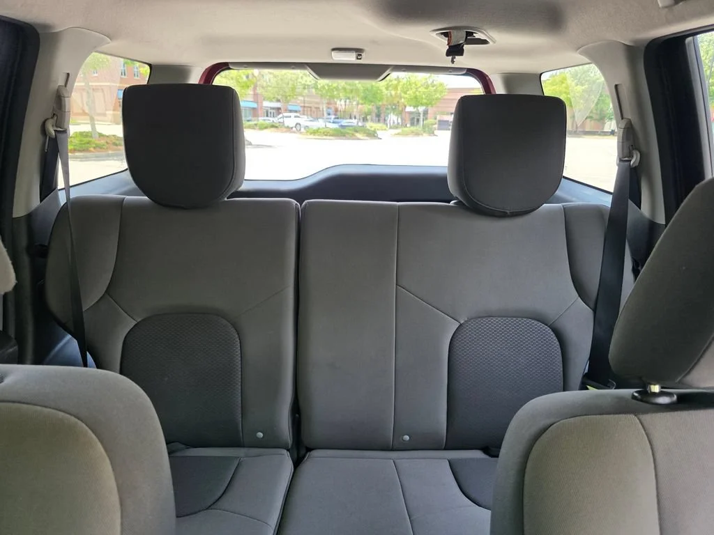 Used 2015 Red Nissan X image 21