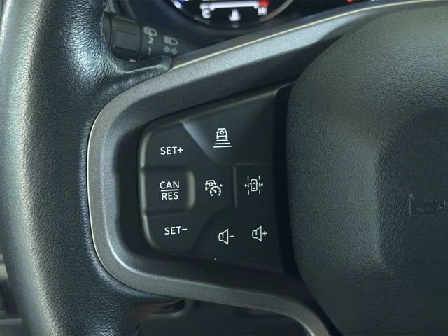 Used 2024 White Ford Badlands image 32