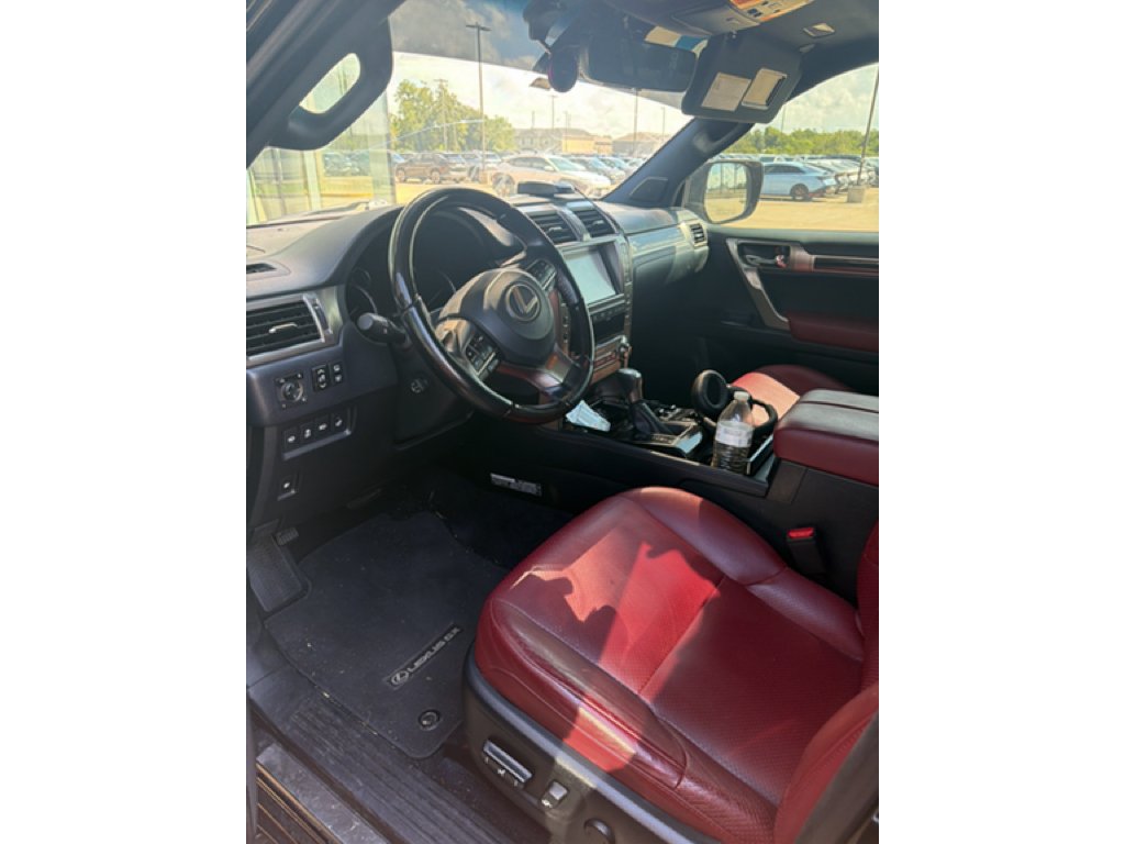 Used 2020 Black Onyx Lexus Luxury image 2