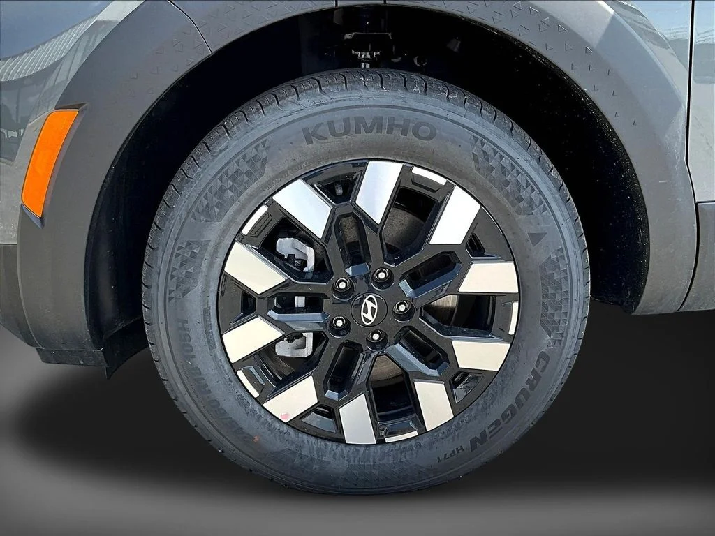 New 2026 Gray Hyundai SEL image 12