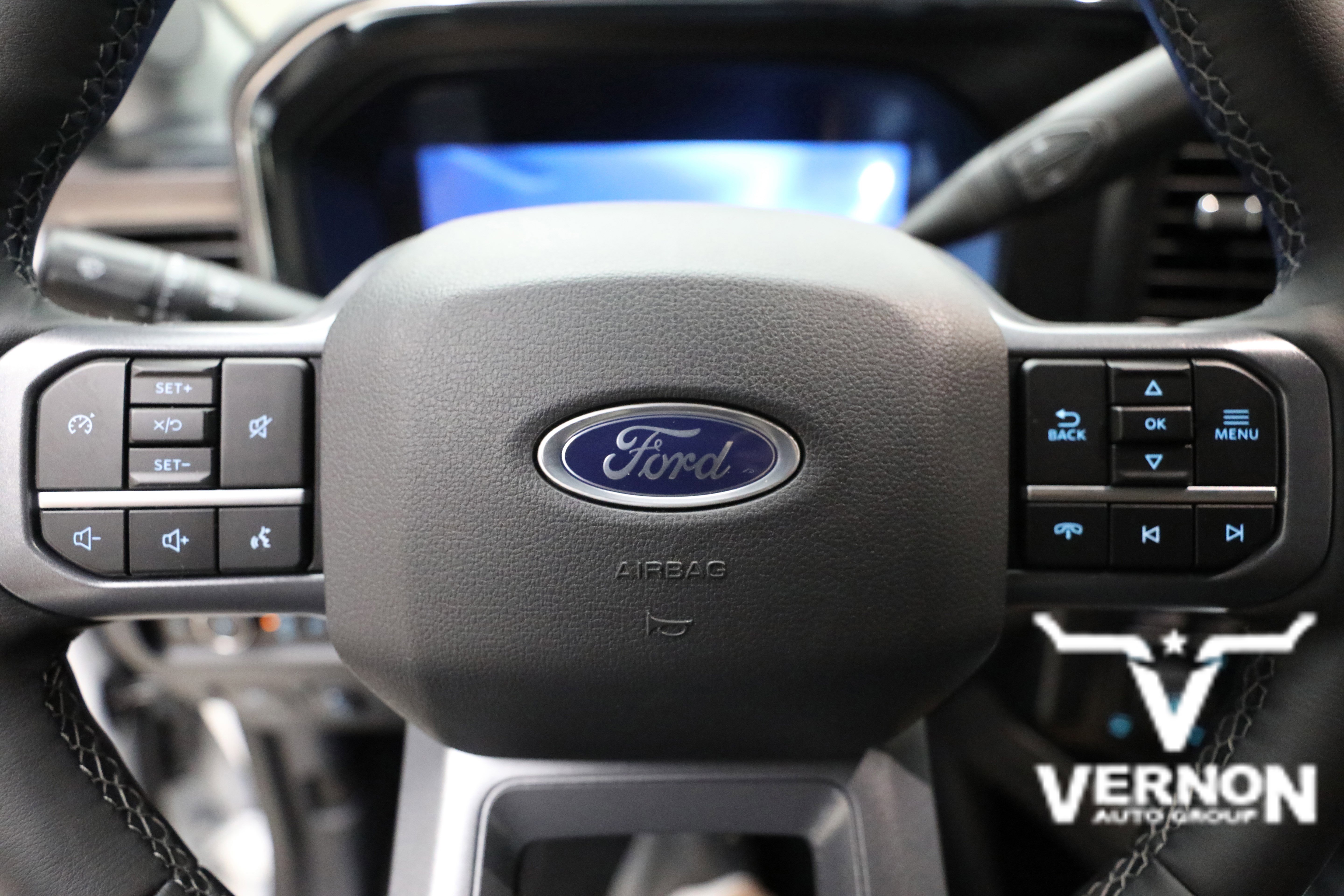 New 2026 Star White Metallic Tri-Coat Ford  image 21