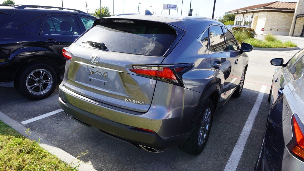 Used 2015 Gray Lexus  image 5