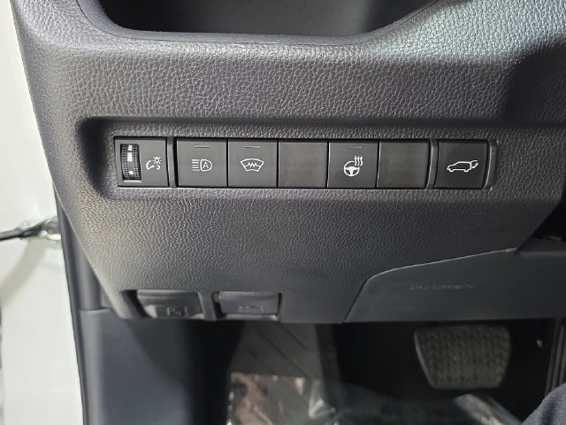 Certified Used 2025 White Toyota XLE image 23