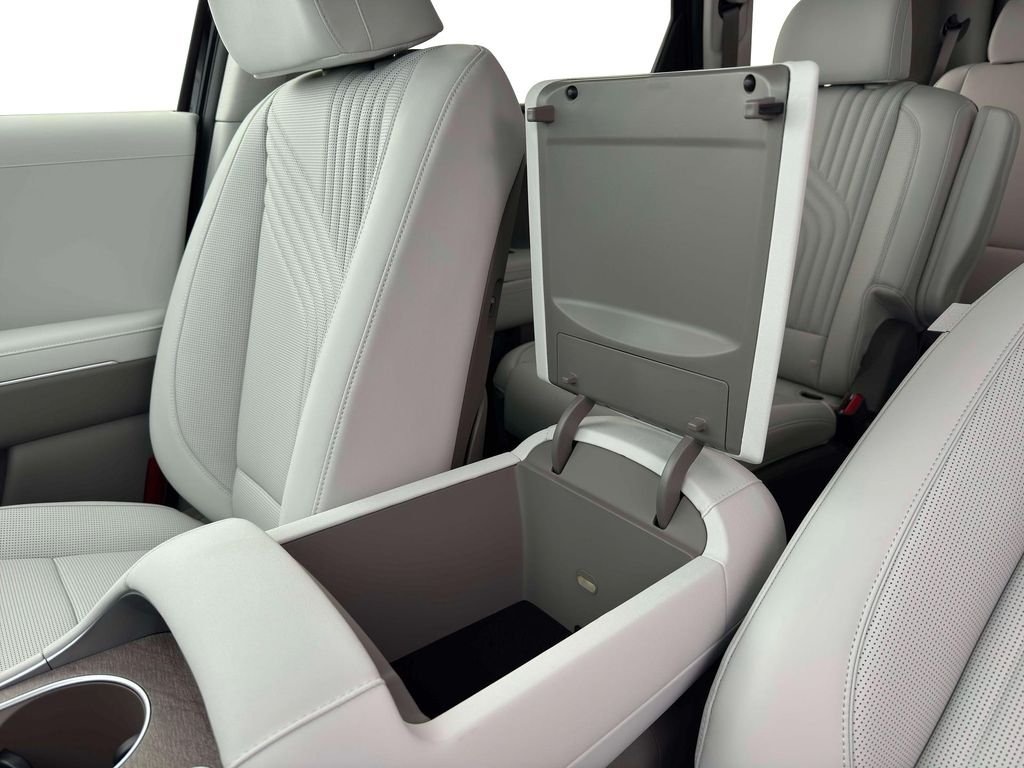 New 2026 Black Hyundai SEL Premium image 27