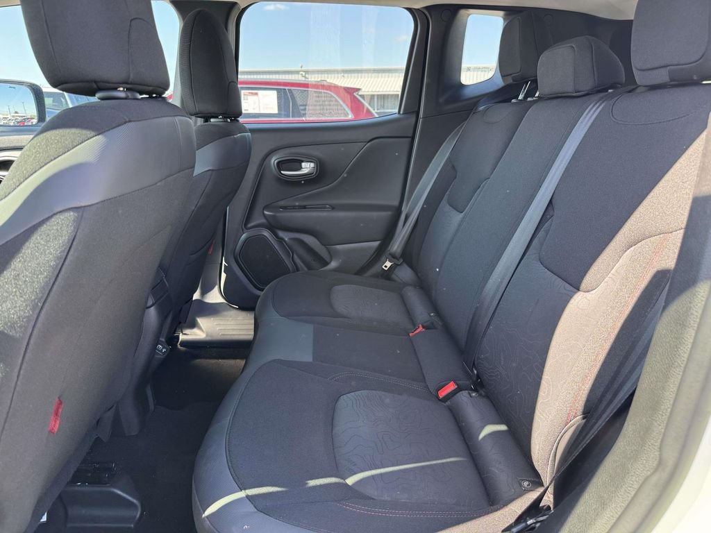 Used 2023 White Jeep Trailhawk image 14