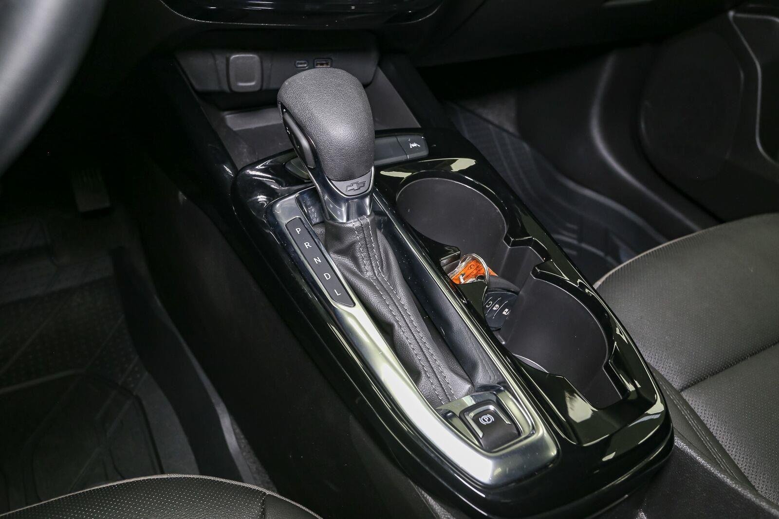 Used 2025 Sterling Gray Metallic Chevrolet ACTIV image 33