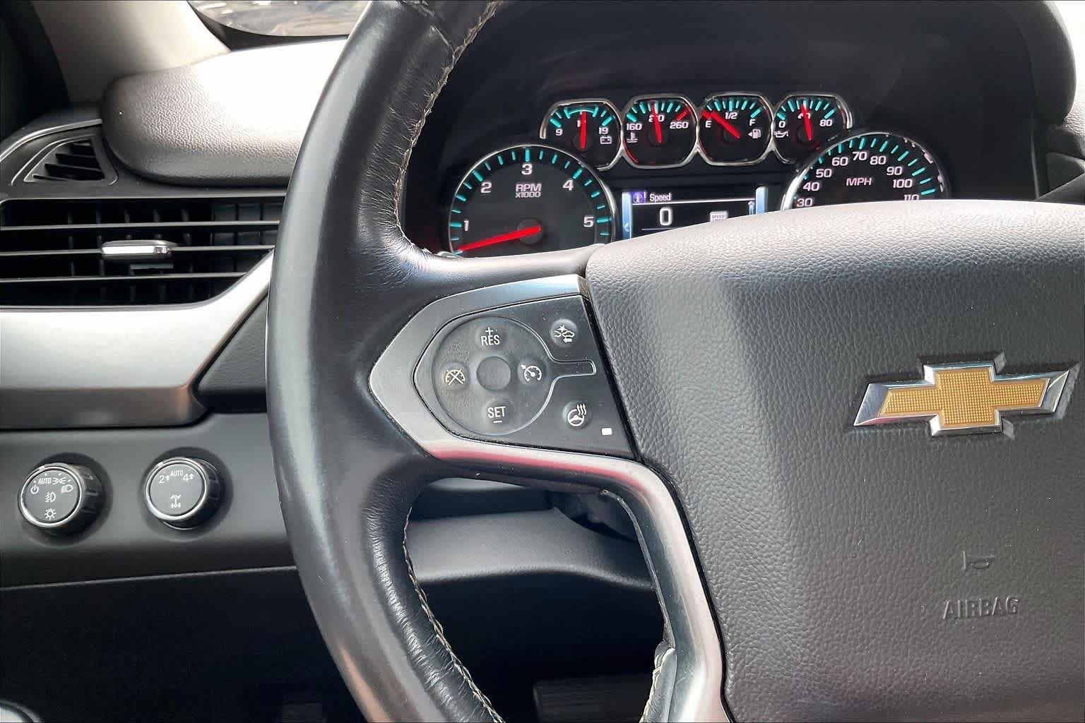 Used 2017 TUNGSTEN METALLIC Chevrolet Premier image 21