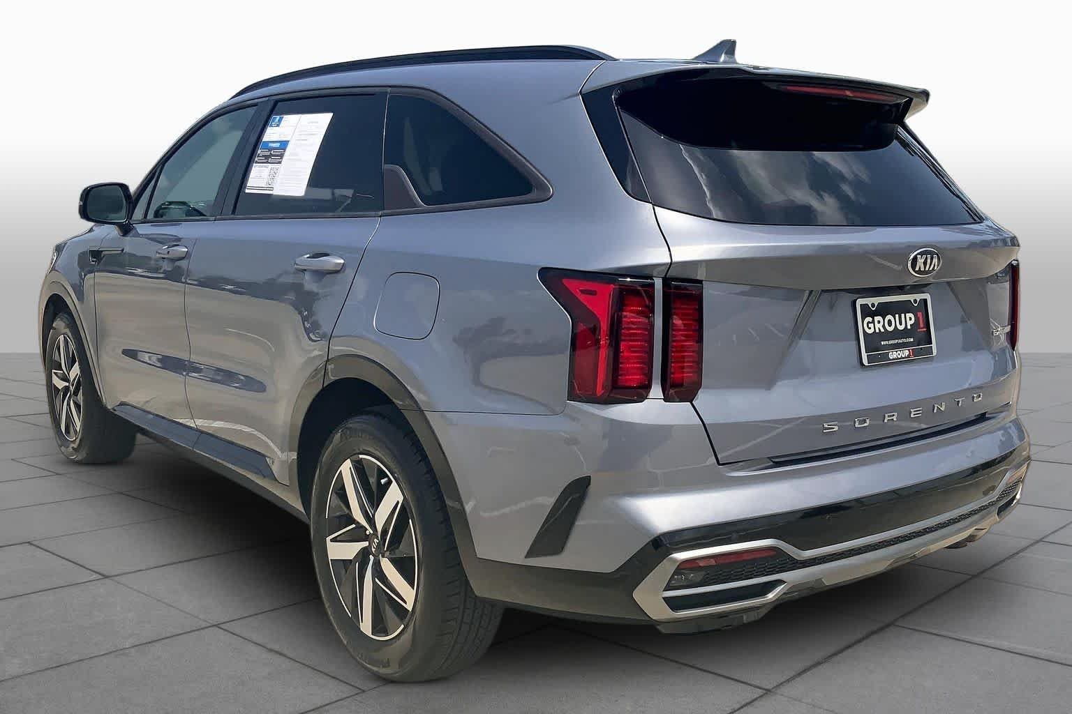 Used 2021 Everlasting Silver Kia EX image 12