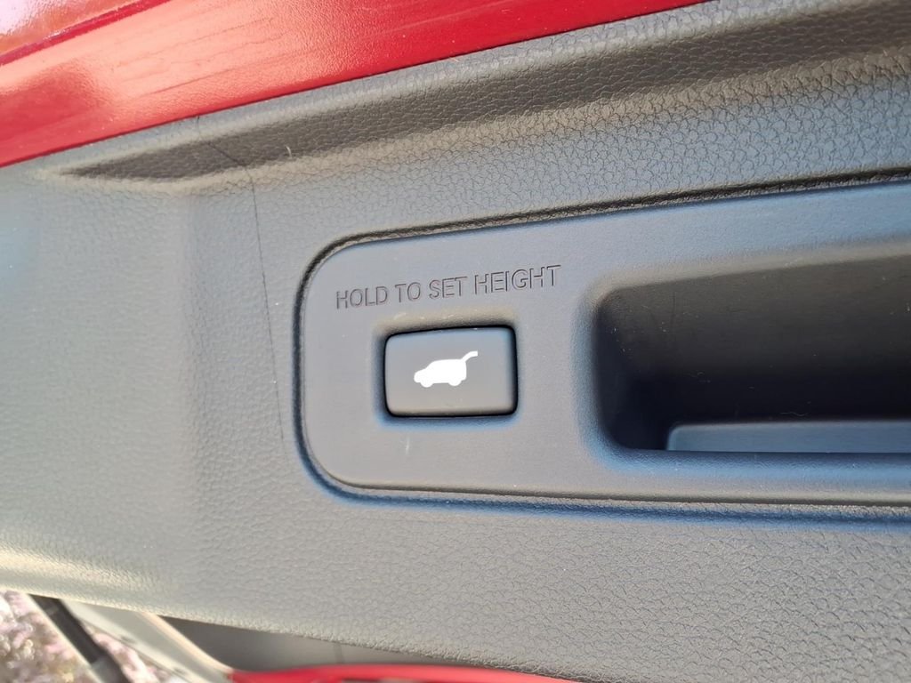 Used 2026 Radiant Red Metallic II Honda EX-L image 23