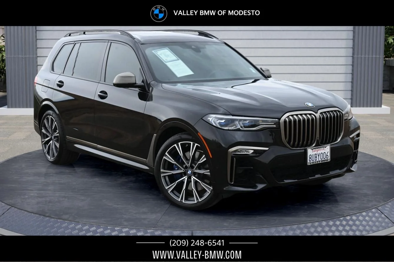 2021 BMW X7 M50i