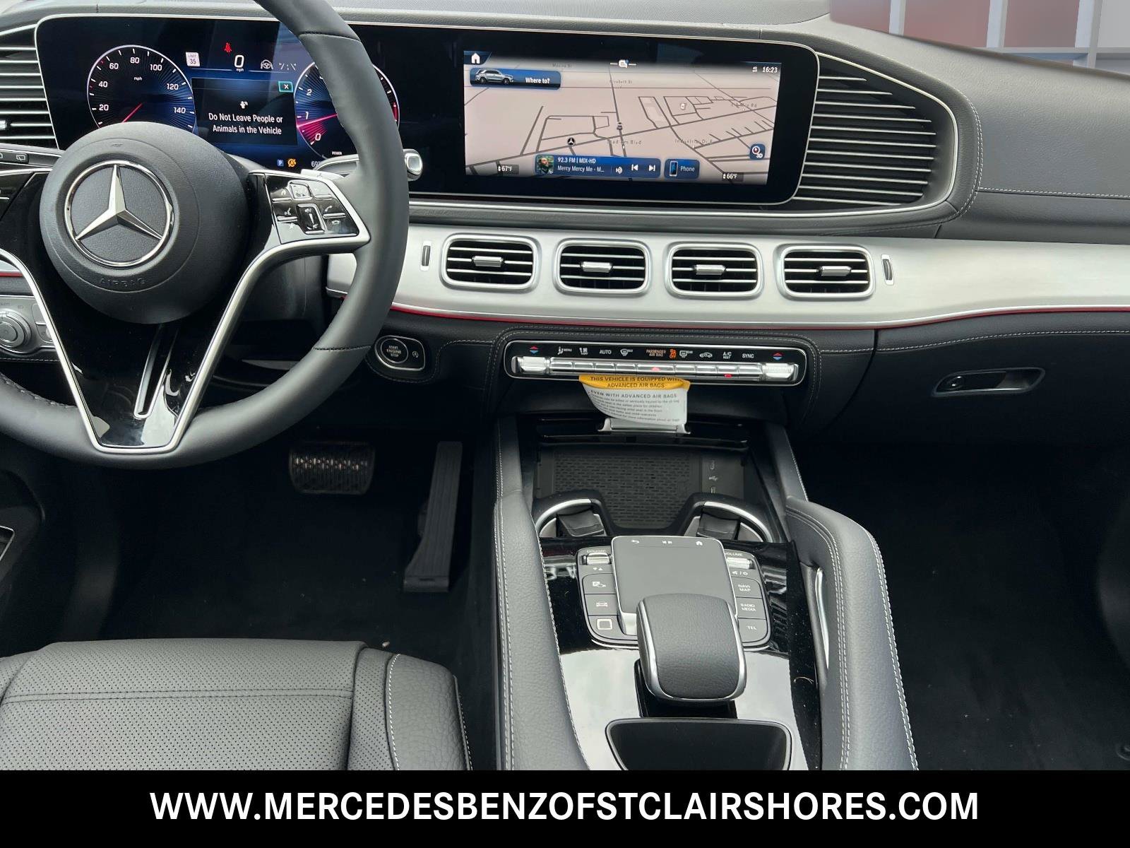 New 2026 Obsidian Black Metallic Mercedes-Benz GLE 350 image 15