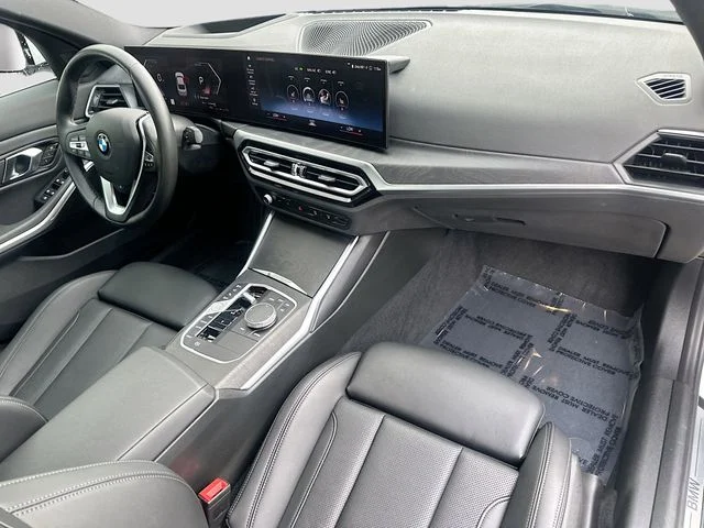 2024 BMW 3 Series 330i - Photo 32
