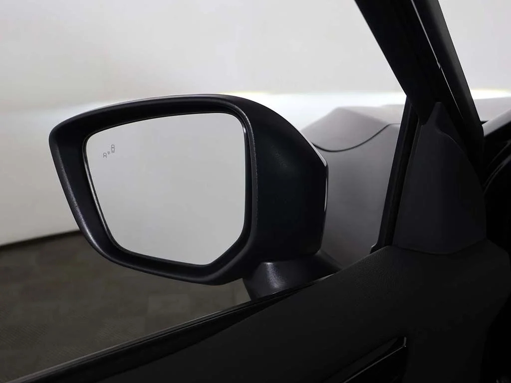 New 2026 Black Mitsubishi SE image 23