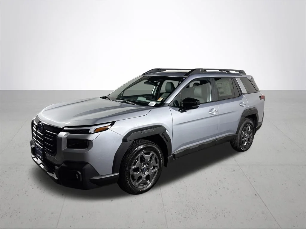 New 2026 ICE SILVER METALLIC Subaru Premium image 2
