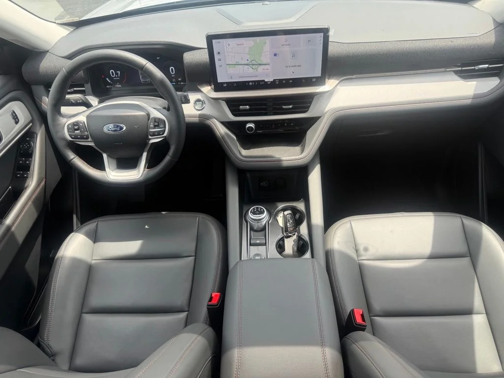 New 2026 Space White Metallic Ford Active image 48