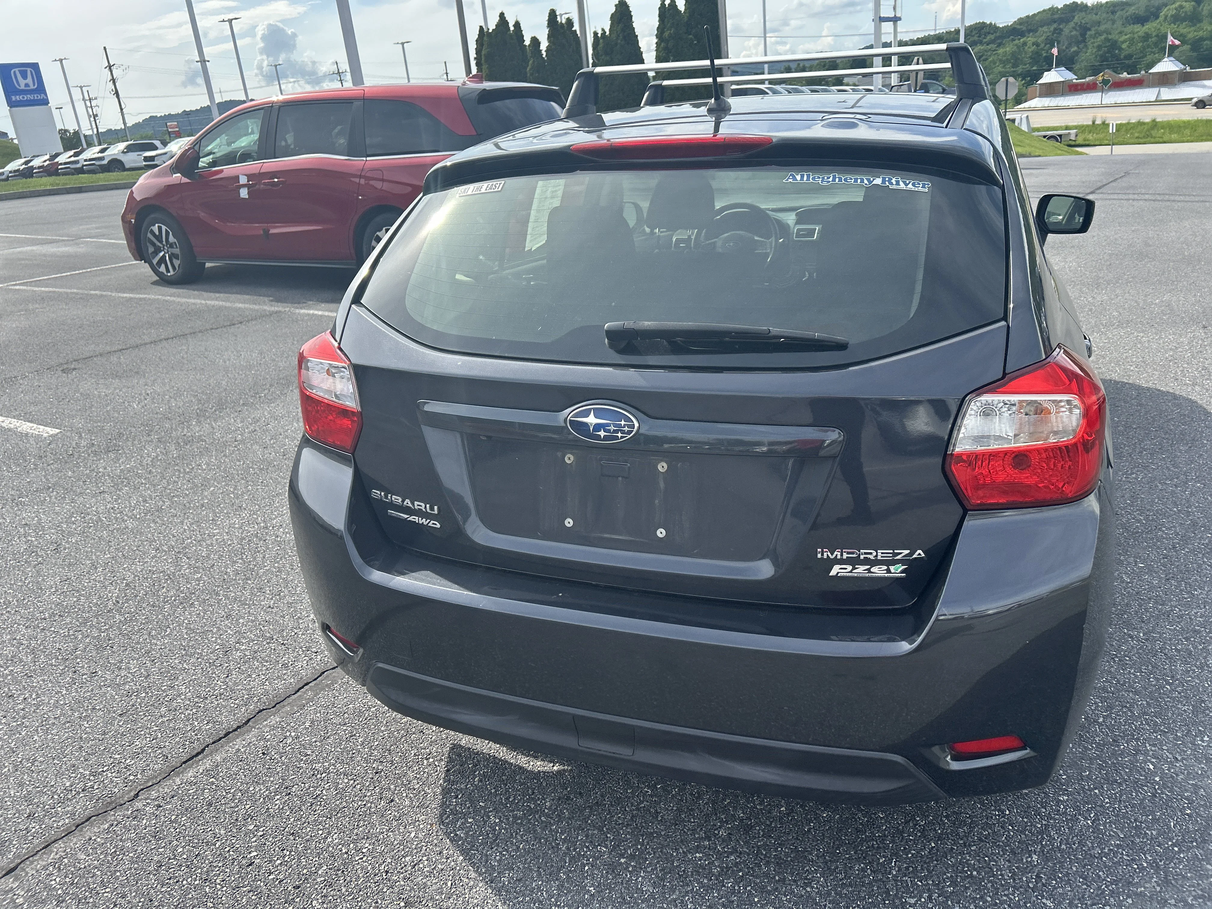 Used 2015 Dark Gray Metallic Subaru 2.0i image 7