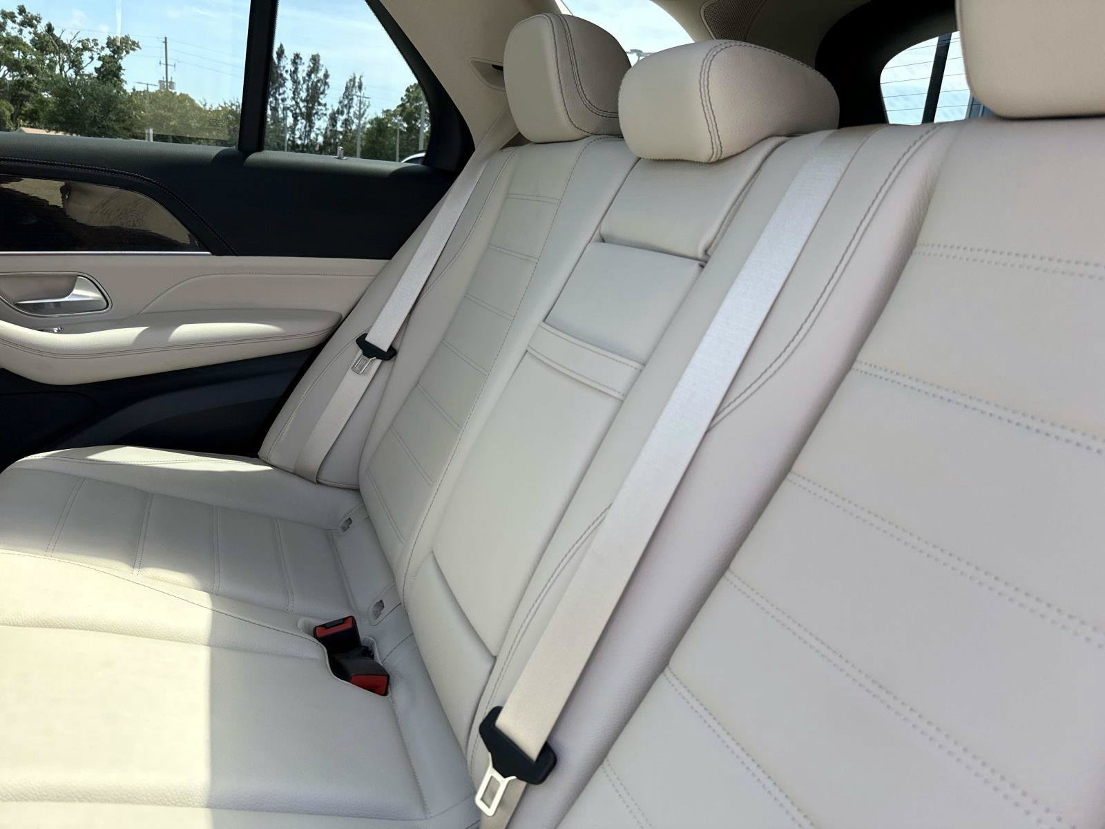 Used 2026 Moonlight White Mercedes-Benz 350 image 13