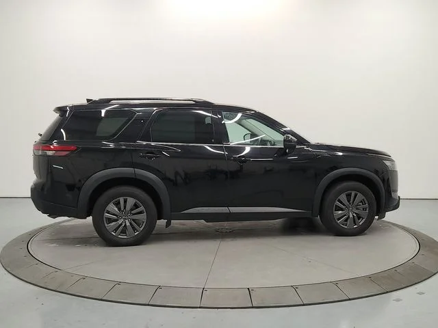 Used 2025 Black Nissan SV image 7