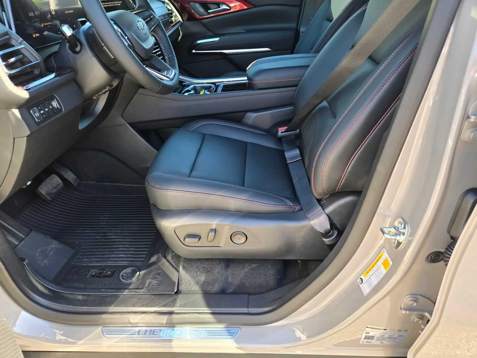 New 2026 Sandstone Gray Chevrolet Z71 image 18
