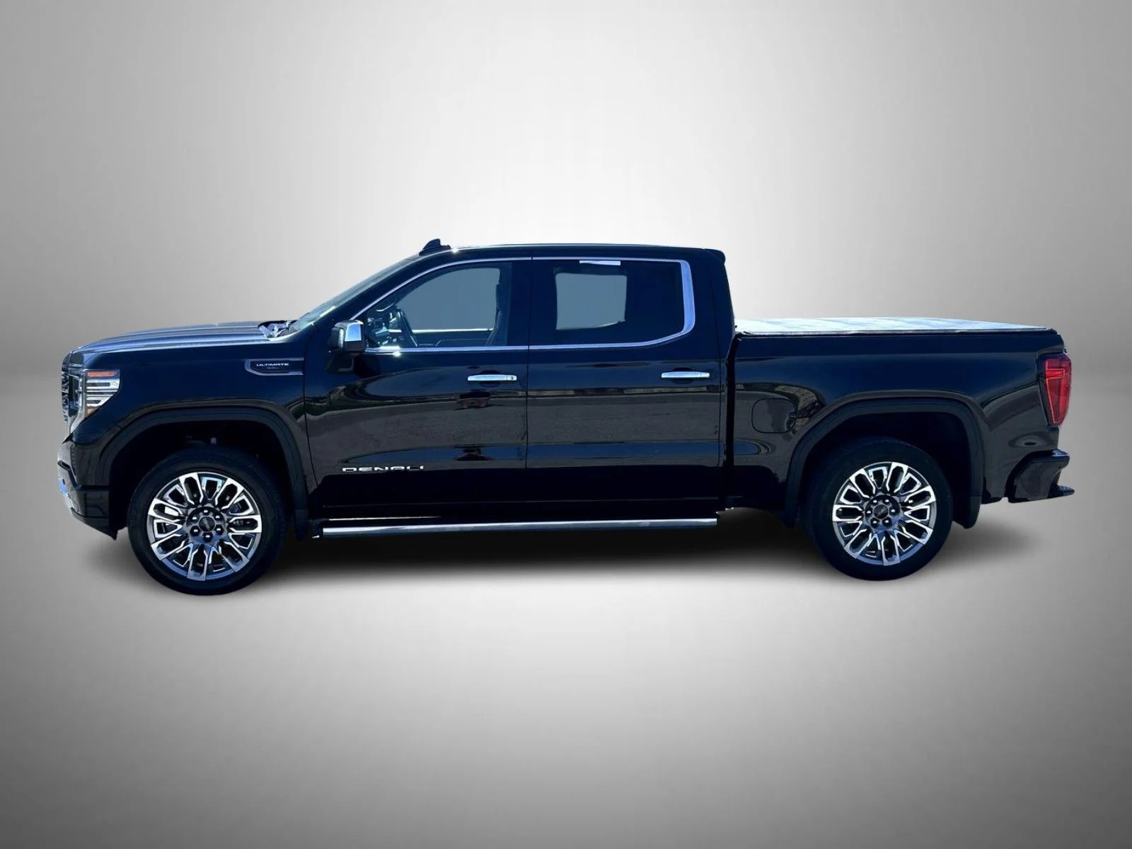 Used 2024 Black GMC Denali Ultimate image 8