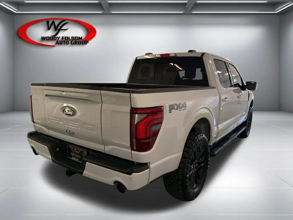 Used 2025 White Ford Lariat image 6