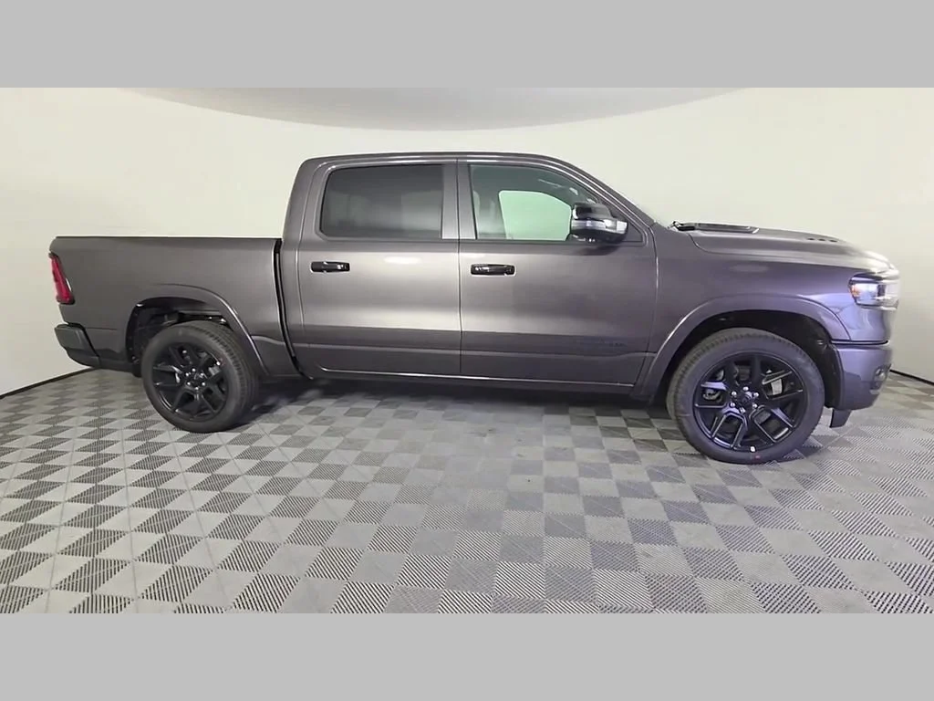 New 2026 Granite Crystal Metallic Clear-Coat Exterior Paint RAM Laramie image 23