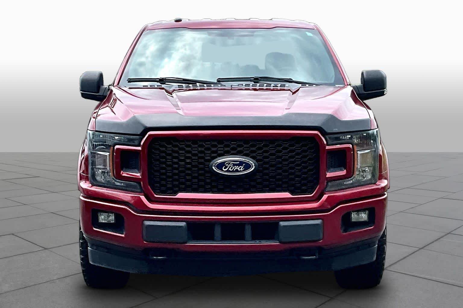 Used 2018 Ruby Red Metallic Tinted Clearcoat Ford XLT image 4