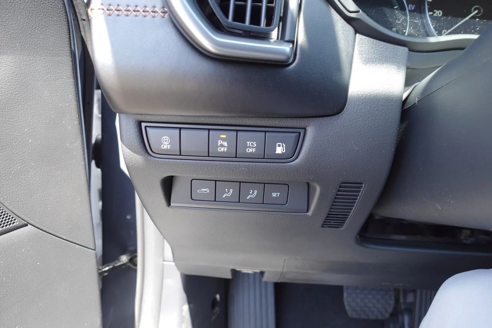 New 2026 Polymetal Gray Metallic Mazda Premium image 18