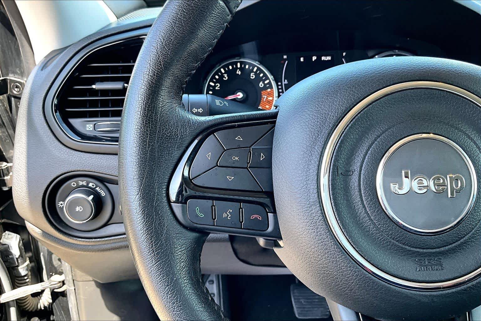 Used 2020 Black Clearcoat Jeep Altitude image 23