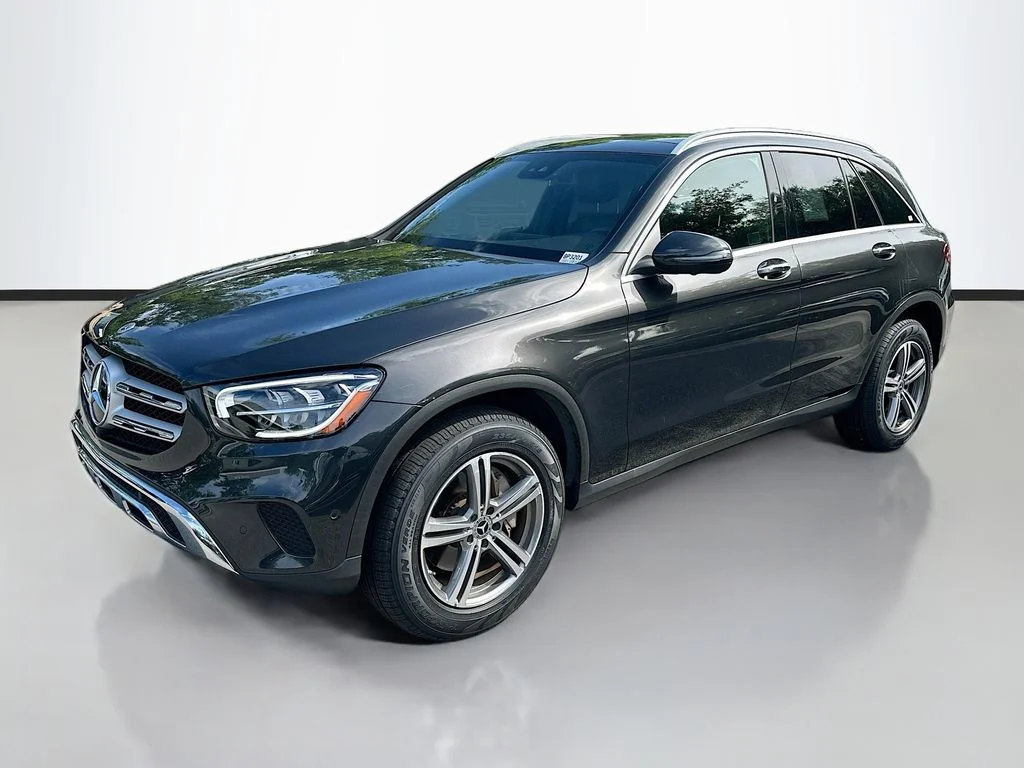 Certified Used 2022  Mercedes-Benz GLC 300 image 1